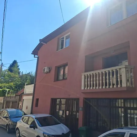 Asikovac Free Parking Апартаменты