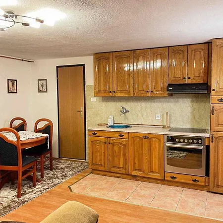 Asikovac Free Parking Apartman Sarajevo